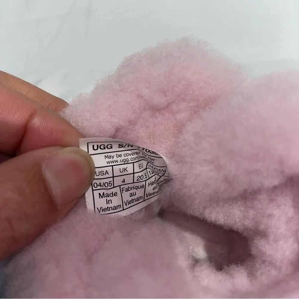 UGG Jesse‎ Bow II Pink Suede Baby Boots Sheepskin Lined Infant Size 4/5 1103552I